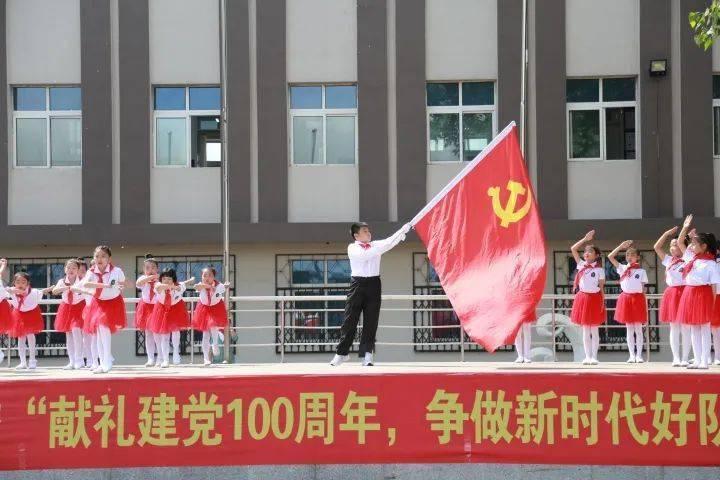 有哪些有趣的对联故事?专注分享领域知识,互动交流精彩讨论